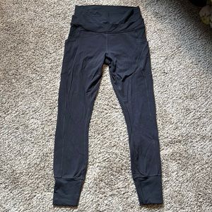 Dark gray Lululemon leggings